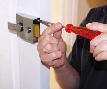 Bronx Pro Locksmith Bronx, NY 718-663-2536 - 29-1
